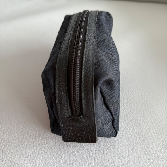 Gucci GG Black Canvas Cosmetic/Accessory Pouch - Excellent Condition! - Picture 7 of 16